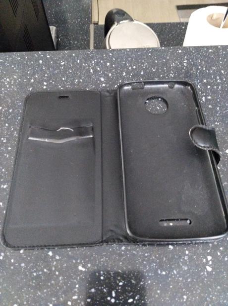 Peňaženkové puzdro na mobil,