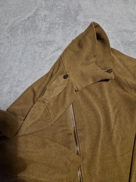 Zara svetrík          2+1zadarmo, zara,s