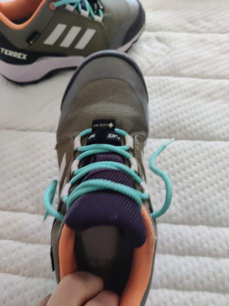 Trekové topánky, adidas,32