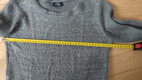 Sedy sveter s trblietkami, xs