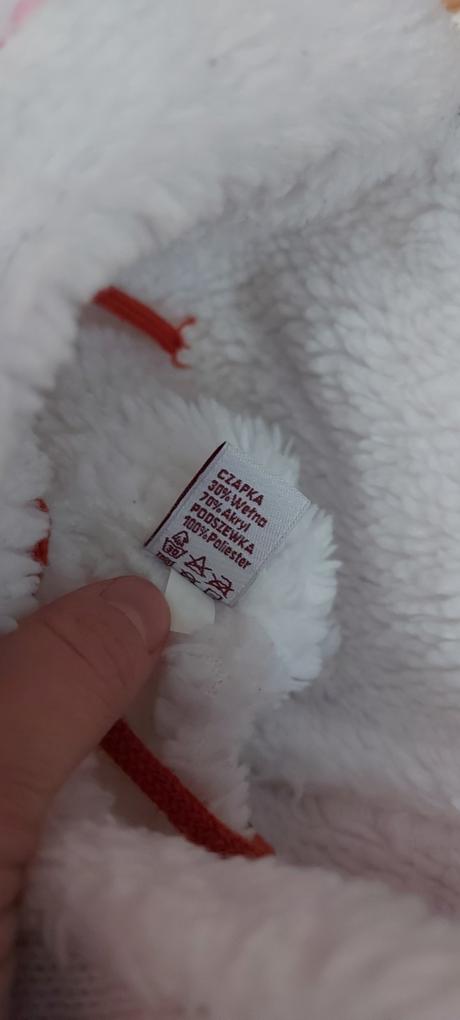 Extra teplá čiapka ala baranica, 98