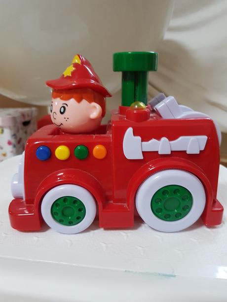 Poziarnicke auto, natahovacie, zvukove efekty, 