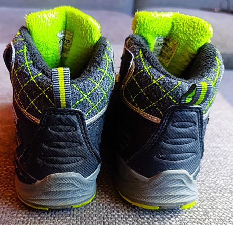 Detské zimné softshelové  topánky značky umbro, umbro,28