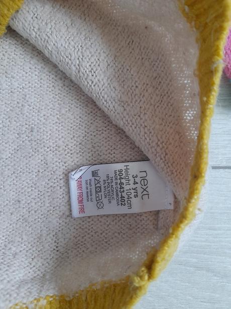 Next svetrík, next,104