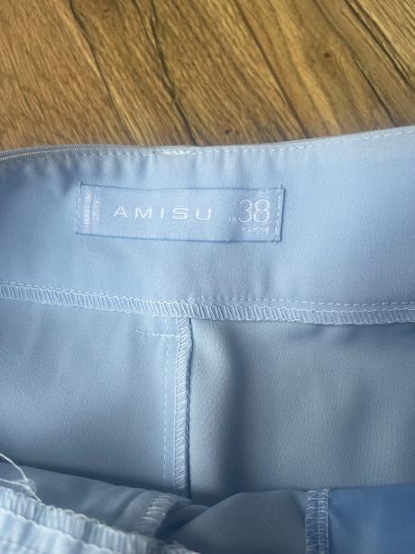 Šortky, amisu,38