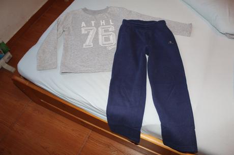 Teplá tepláková súprava, decathlon,110