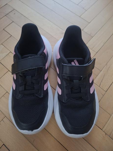 Adidas tenisky, adidas,32