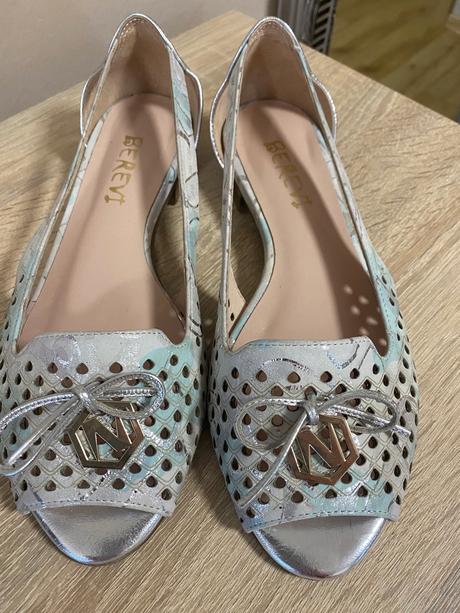 Belerinky na leto berevi, 36