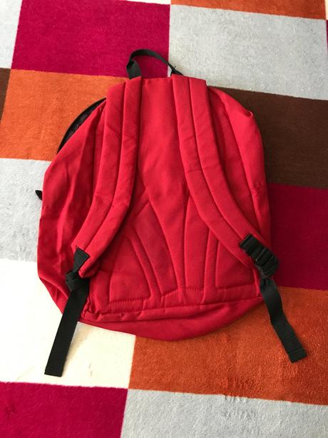 Ruksak zn. mckinley, rozmer 30x40 cm,