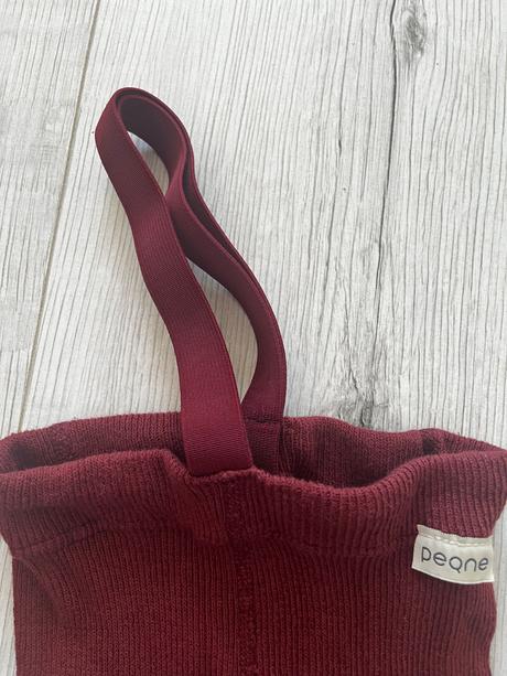 Pančušky na traky, 68