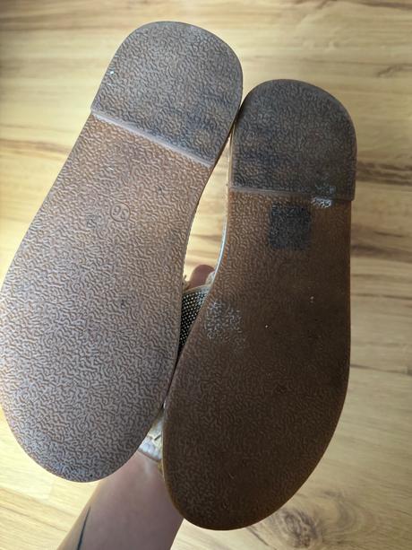 Kamienkove slapky, 36