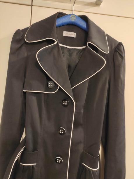 Krasny prechodny kabatik, s