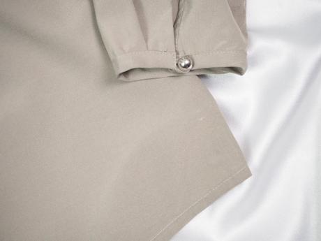 Kvalitná roll-up blúzka, 42