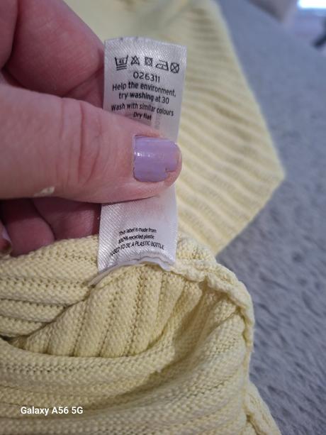 Svetrík nutmeg č.92, nutmeg,92