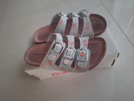 Šlapky, graceland,33