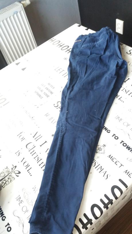 Obtiahnute nohavice, reserved,38