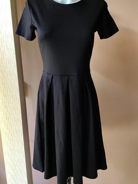 Upletove saty/196, xs