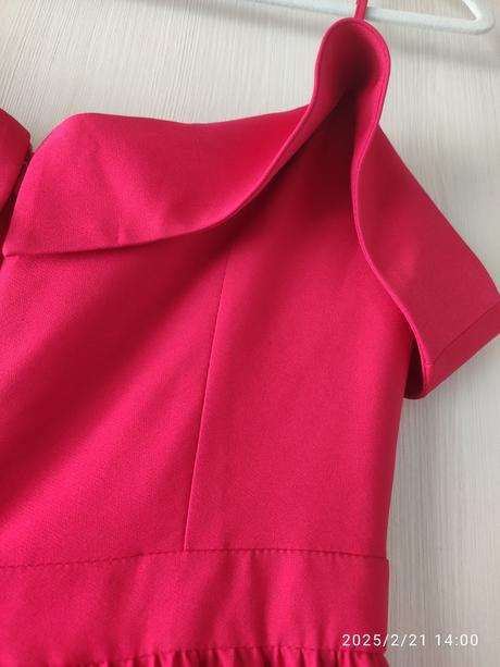 Červené dlhé spoločenské šaty, s