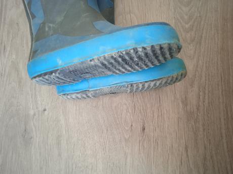 Gumaky alternativa, 26