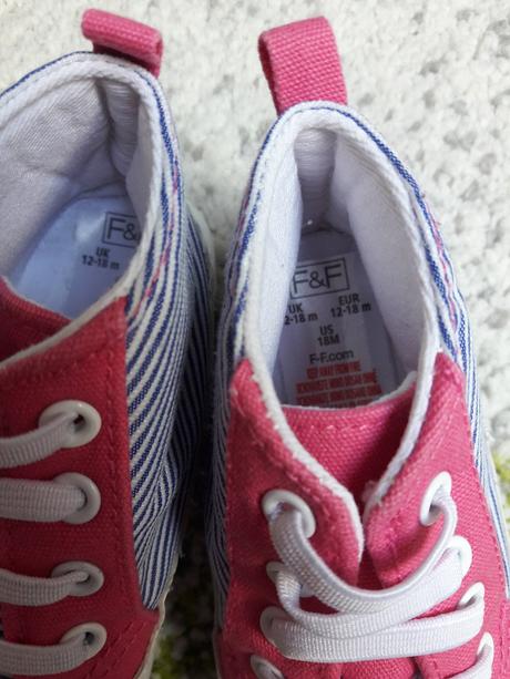 Capačky č. 12-18 mesiacov, f&f,<17