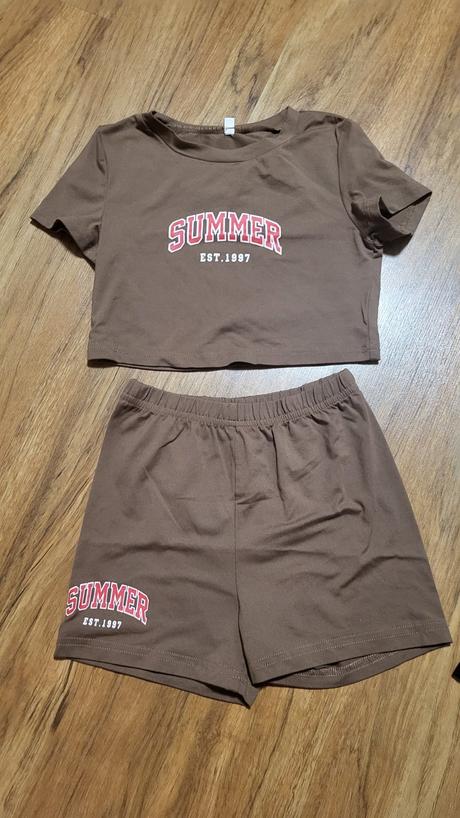 Letná suprava 2x shein, 128