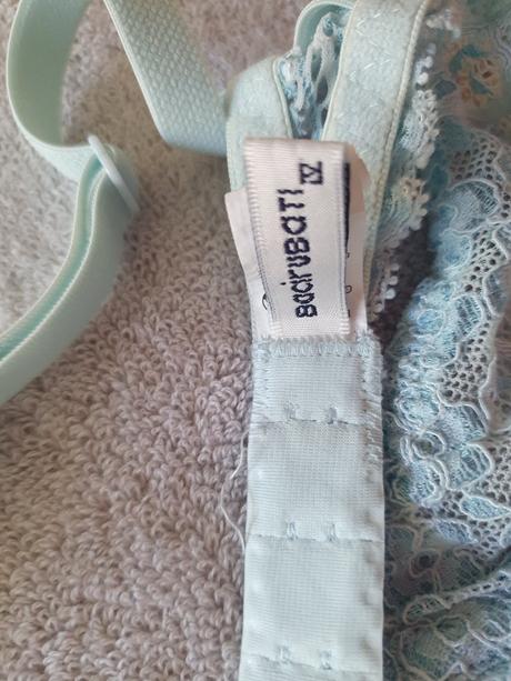 Spodná bielizeň bacirubati, s