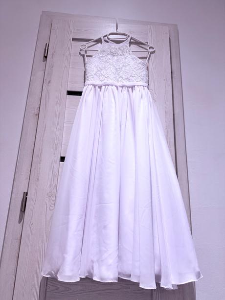 Šaty na 1. sväté prijimanie, 140