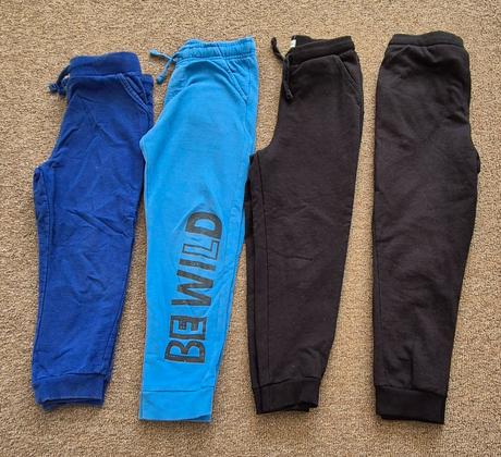 Balík oblečenia veľkosť 122, 122–134