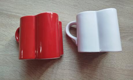 Hrnčeky ,, srdiečko ,,, 