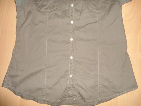 Olivovo-zelena kosela logg, l.o.g.g.,l