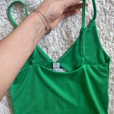 Zelený top, amisu,s