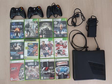 Predám xbox 360 s + hdd + kultové hry + 3 ovládače, 
