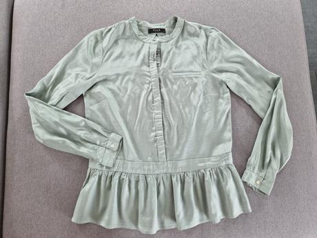 Blúzka s volánom, s