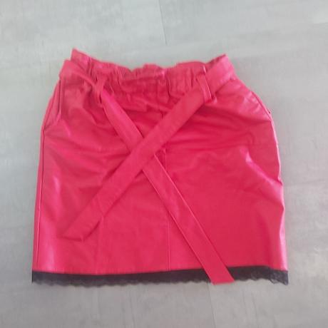 Dámska koženková sukňa, 