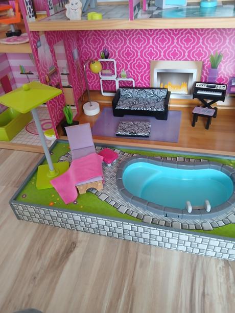 Barbie domcek kidkraft, 