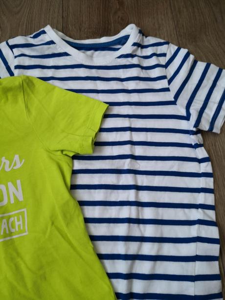 2x tričko top stav, lupilu,110