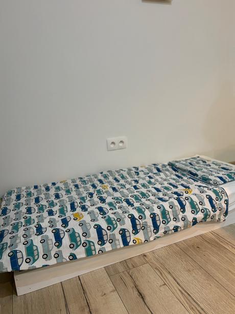 Detská nízka postieľka 160x70 s kokosovým matracom, šírka (cm): 70,dĺžka (cm): 160