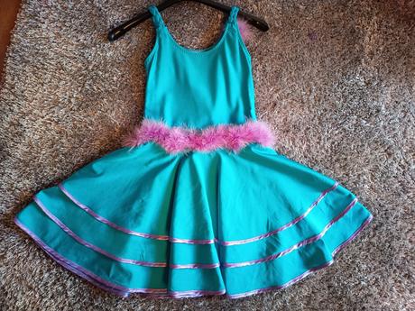 Tanečné šaty 140, 134