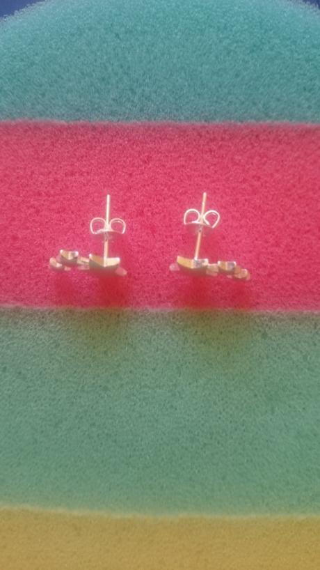 Strieborne nausnice, 