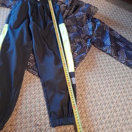 Šuš.bunda 128/134+gate, lewro,128