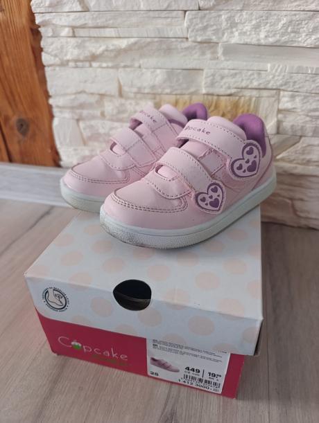 Krásne tenisky, cupcake,25