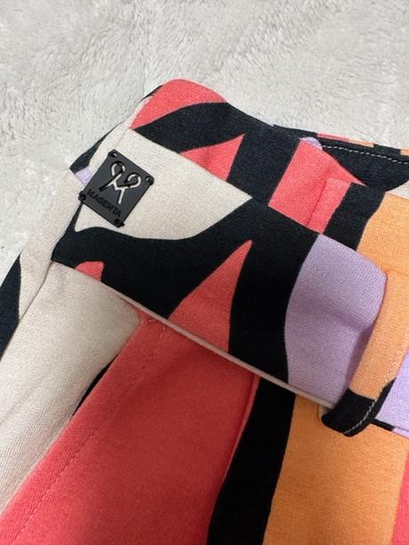 Krátka farebná suknička zn. magenta, l / m