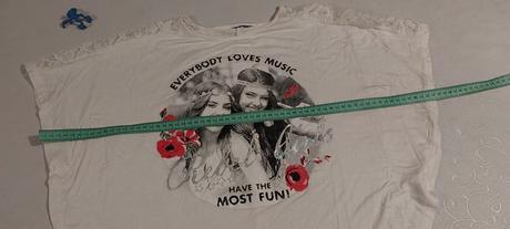 Tricko everybody loves music, s