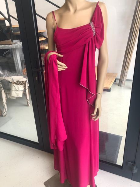 Spoločenské šaty, 40