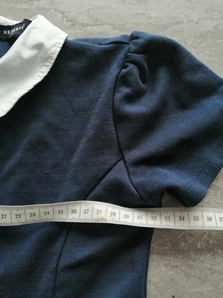 Tmavomodré šaty s bielym golierom reserved v134,8r, reserved,134