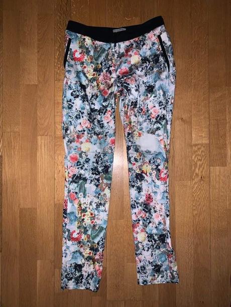 Kvietkované nohavice h&m, h&m,36