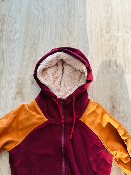 Nádherná bunda slovenskej značky lull, pc 90 eur, s