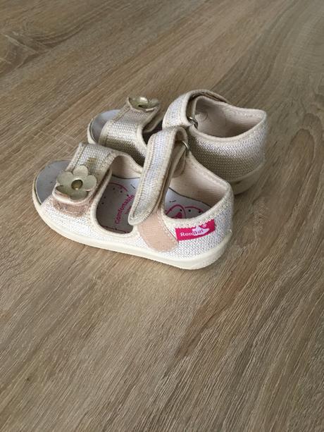 Sandálky, veľ.20, ren but,20