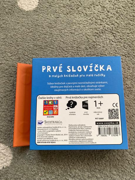 9 malých knižočiek prvé slovíčka, 