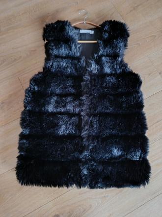 Kožušinová vesta čierna, uni, paráádna, 